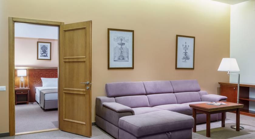 Alarus Luxe Hotel 敖德萨 外观 照片