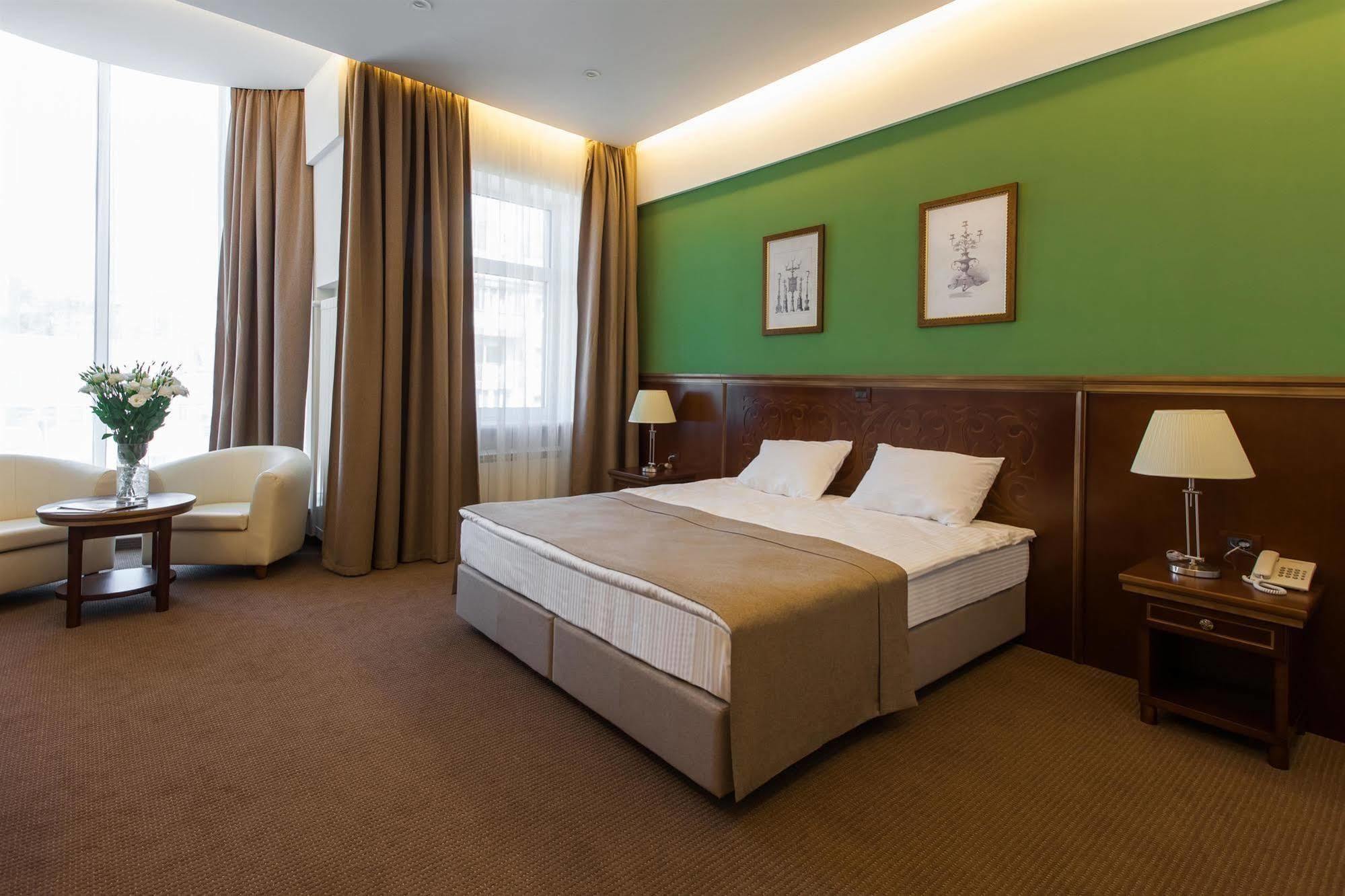 Alarus Luxe Hotel 敖德萨 外观 照片