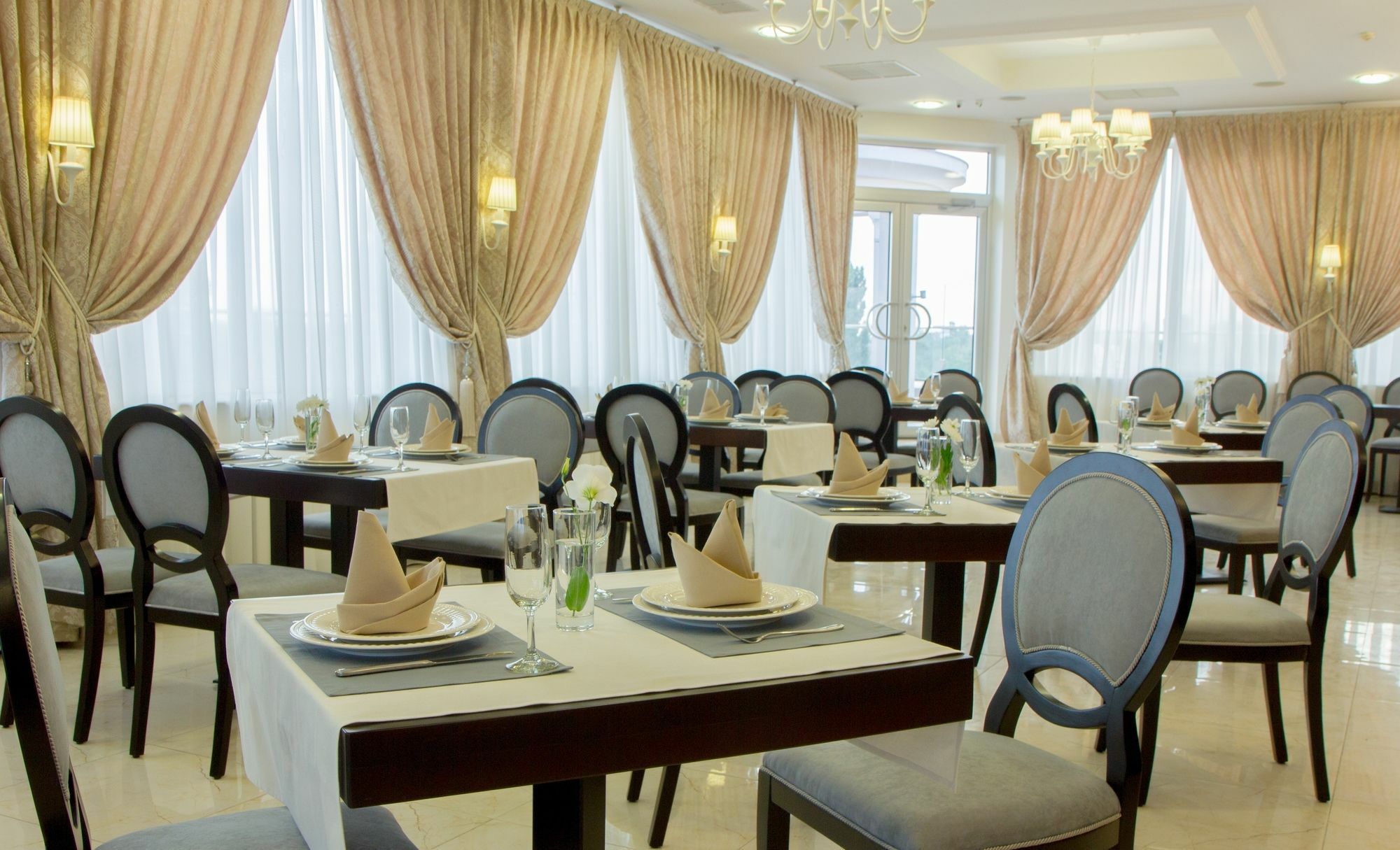 Alarus Luxe Hotel 敖德萨 外观 照片